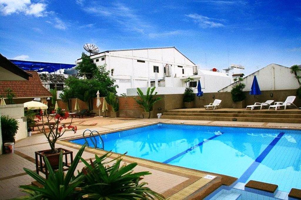 Tanawit Hotel&Spa Hua Hin Bagian luar foto