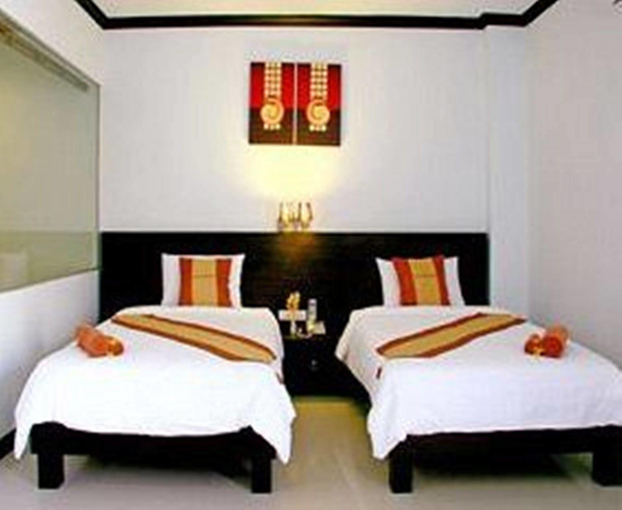 Tanawit Hotel&Spa Hua Hin Bagian luar foto