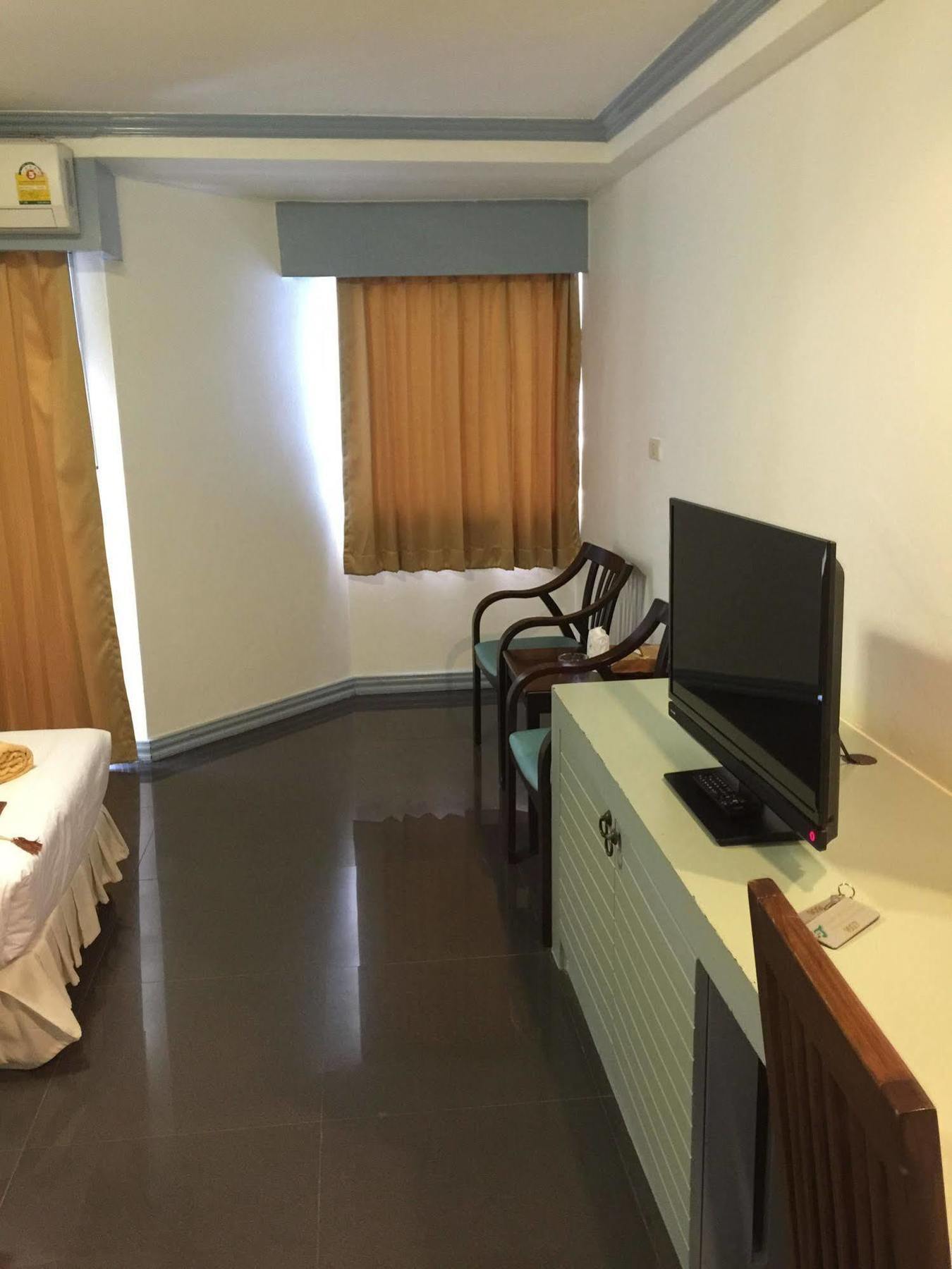Tanawit Hotel&Spa Hua Hin Bagian luar foto